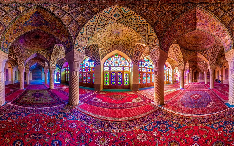 Sights of Shiraz Province: Exploring the City of Poetry and Literature with Shahab Rent a Car