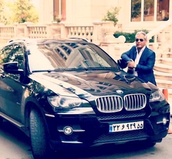 ماشین مهران مدیری